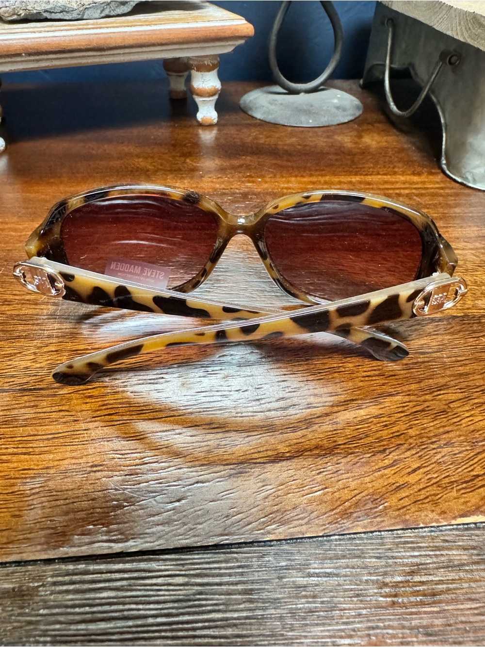 Steve Madden Tortoiseshell Sunglasses with Brown Lenses - Picture 4 of 5